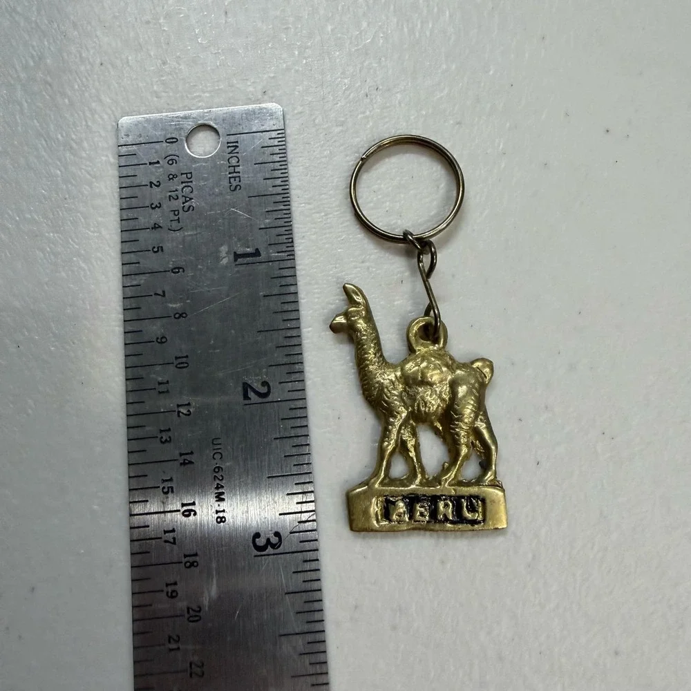 Vintage Peru Brass Llama Keychain Gold Tone Souvenir Travel Charm Metal Animal